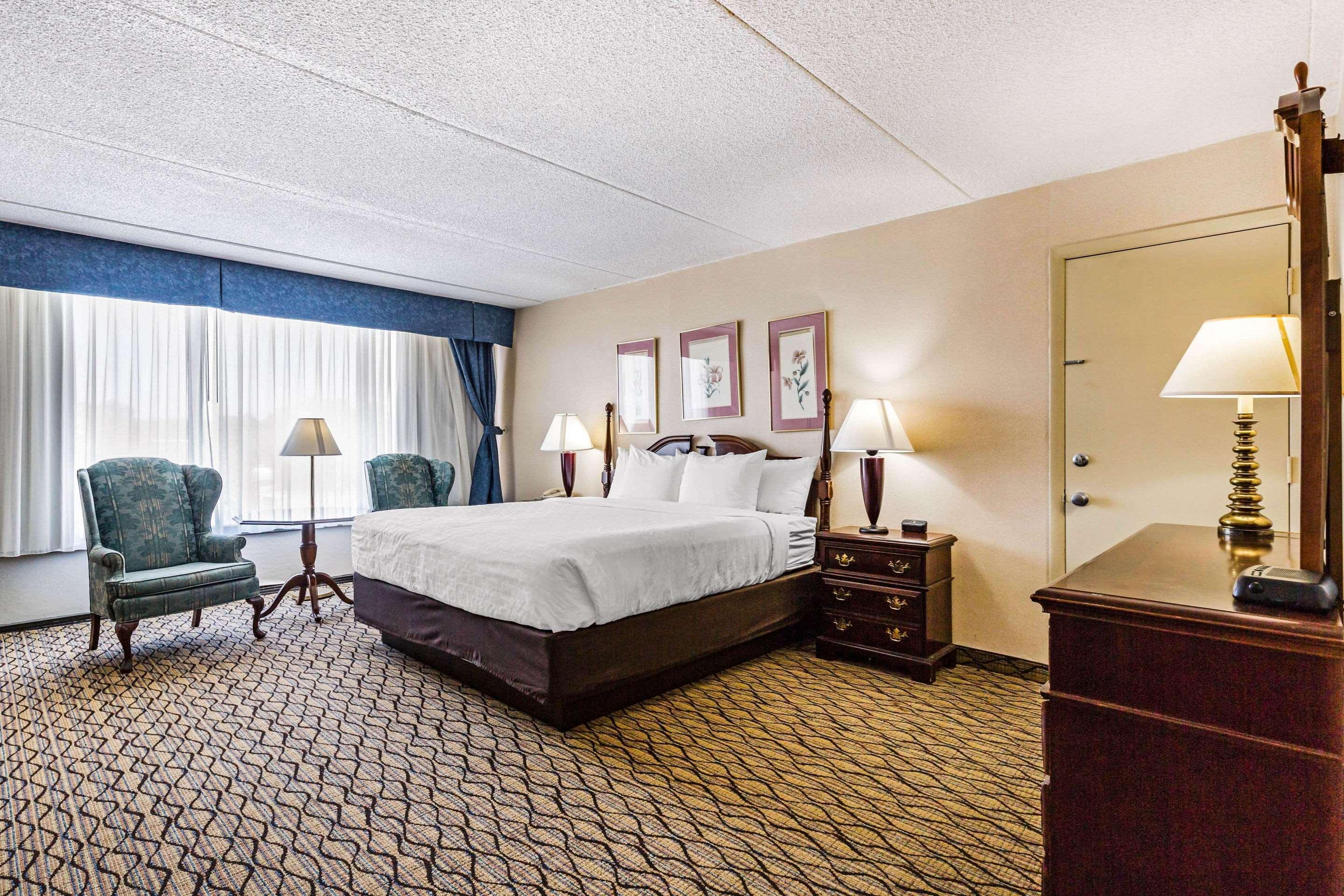 Days Hotel By Wyndham Williamsburg I-64 Exterior photo